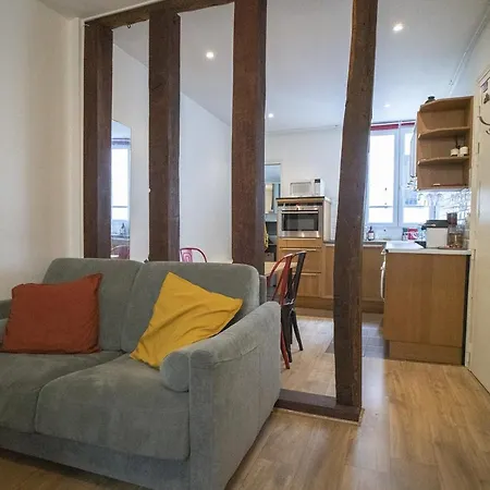Charming Quiet Studio In The Heart Of Montmartre Apartment *